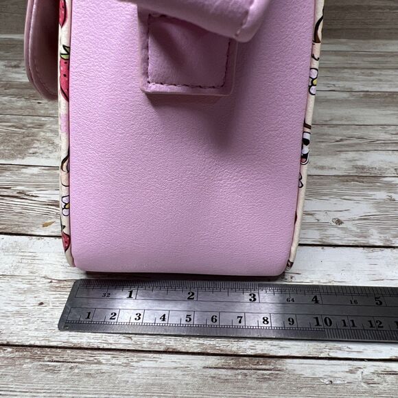 Loungefly Disney Chip 'N' Dale Strawberries Crossbody Bag Purse Chipmunks Pink - Picture 10 of 16